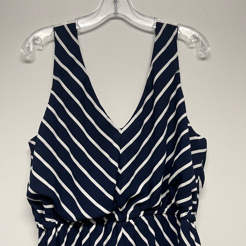 Plus Size 1X Dress - Picture 2 of 6